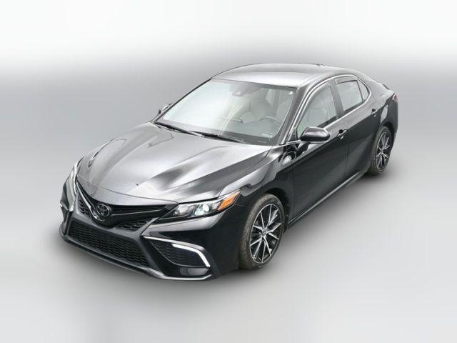 2022 Toyota Camry SE Nightshade