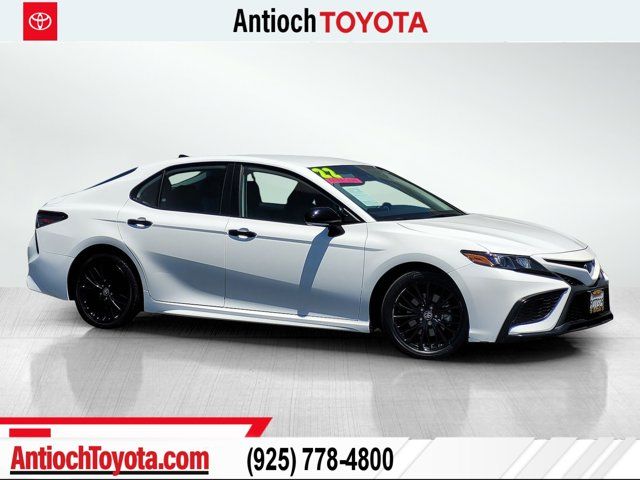 2022 Toyota Camry 