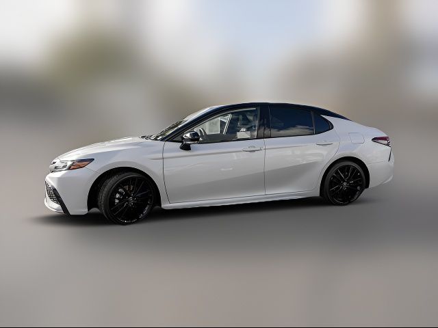 2022 Toyota Camry Hybrid XSE