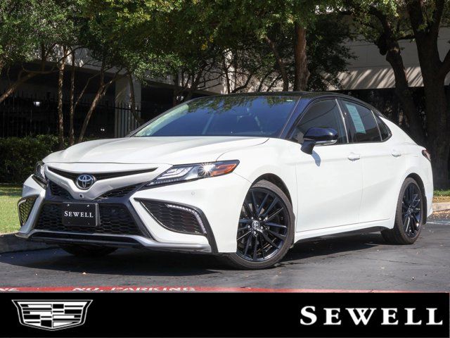 2022 Toyota Camry XSE V6