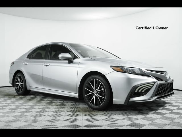 2022 Toyota Camry SE Nightshade