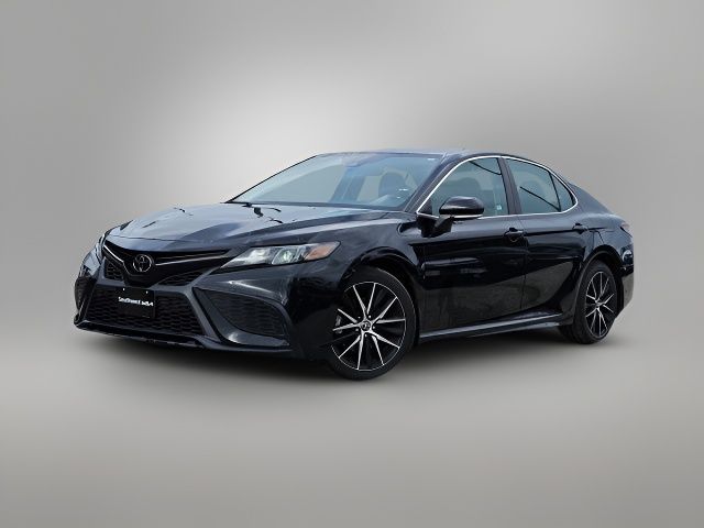 2022 Toyota Camry SE Nightshade