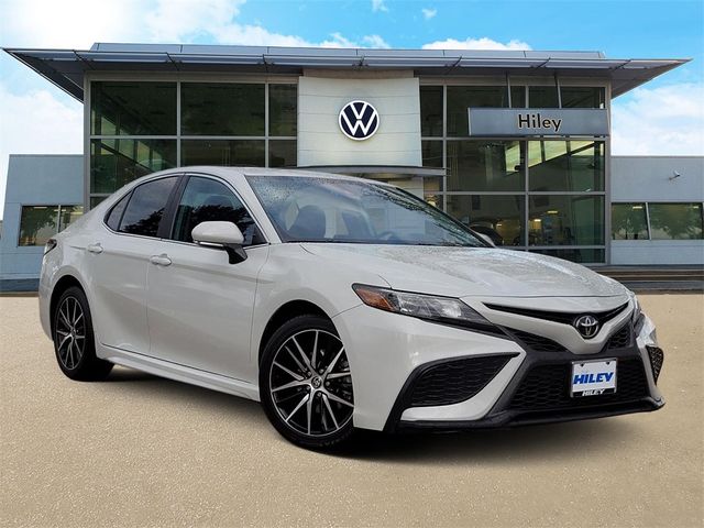 2022 Toyota Camry 