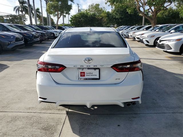 2022 Toyota Camry SE