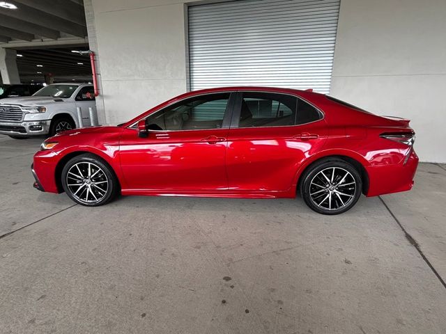 2022 Toyota Camry SE