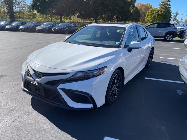 2022 Toyota Camry SE Nightshade