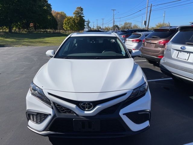 2022 Toyota Camry SE Nightshade