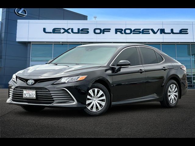 2022 Toyota Camry Hybrid LE