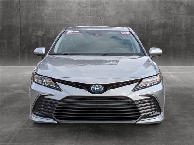 2022 Toyota Camry Hybrid LE