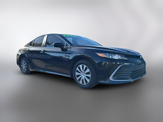 2022 Toyota Camry Hybrid LE