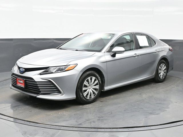 2022 Toyota Camry Hybrid LE