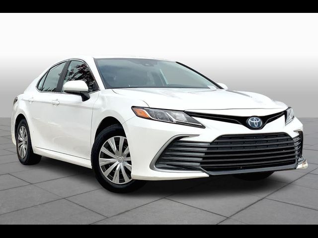 2022 Toyota Camry Hybrid LE