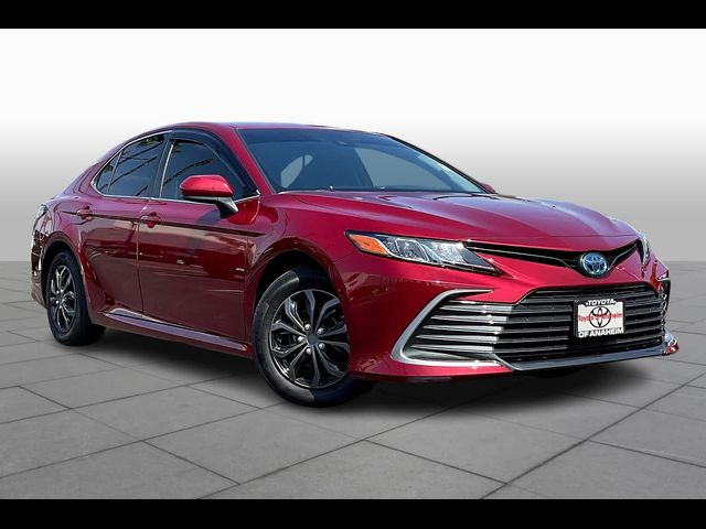 2022 Toyota Camry Hybrid LE