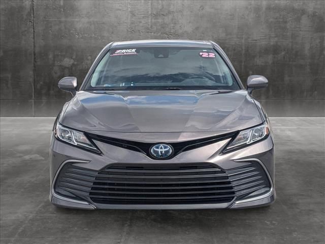 2022 Toyota Camry Hybrid LE