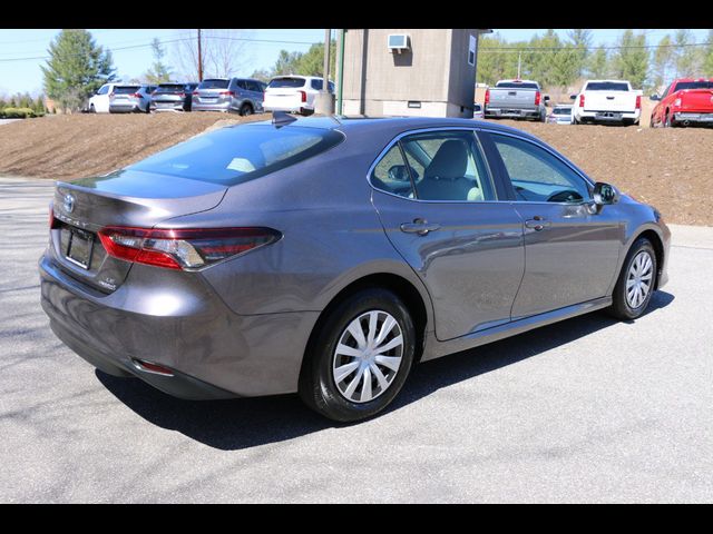 2022 Toyota Camry Hybrid LE