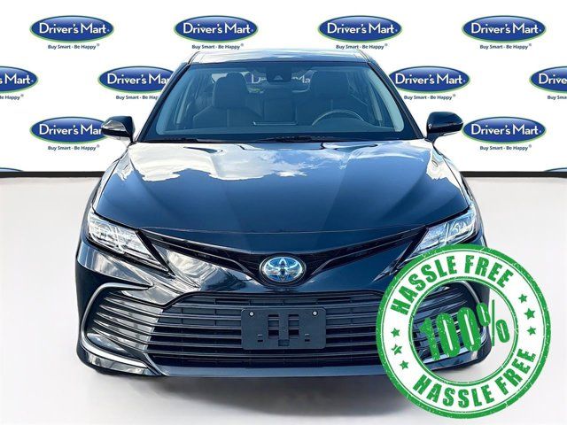 2022 Toyota Camry Hybrid LE