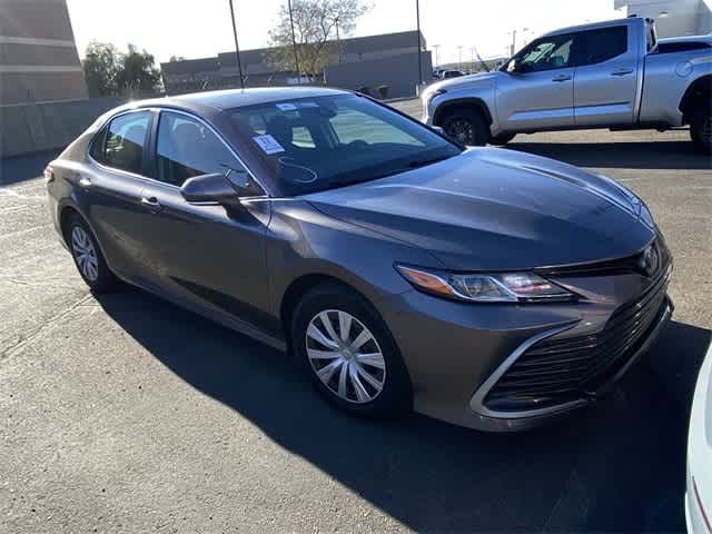 2022 Toyota Camry Hybrid LE