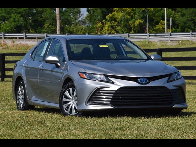 2022 Toyota Camry Hybrid LE