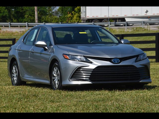 2022 Toyota Camry Hybrid LE