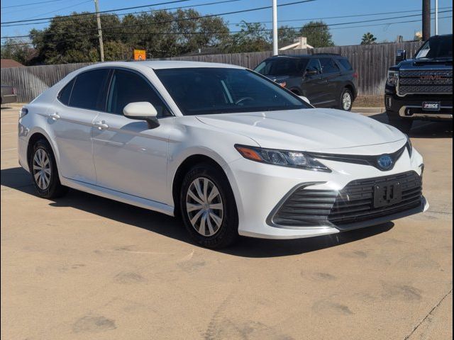 2022 Toyota Camry Hybrid LE