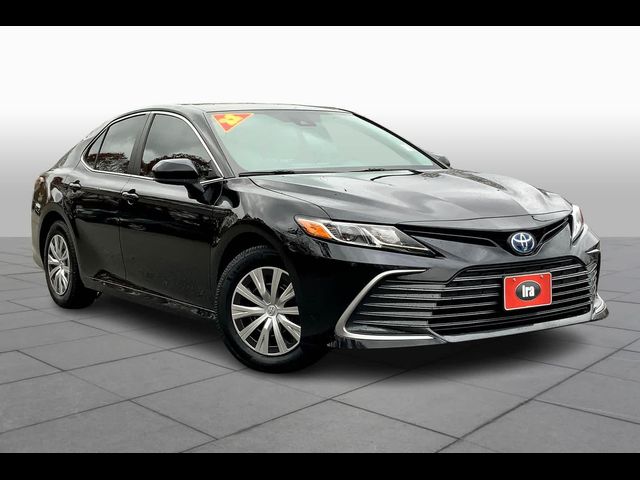 2022 Toyota Camry Hybrid LE