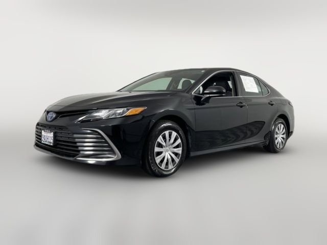 2022 Toyota Camry Hybrid LE