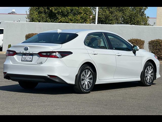 2022 Toyota Camry Hybrid LE