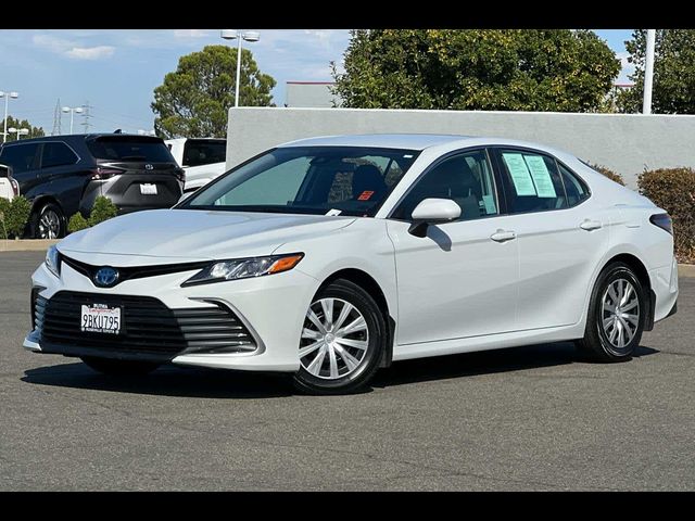 2022 Toyota Camry Hybrid LE