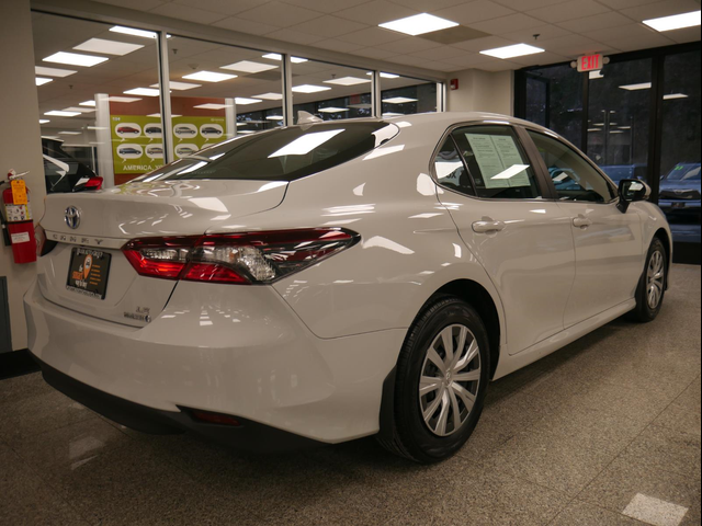 2022 Toyota Camry Hybrid LE