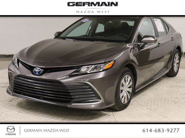 2022 Toyota Camry Hybrid LE