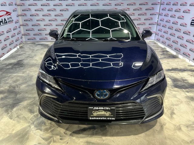 2022 Toyota Camry Hybrid LE