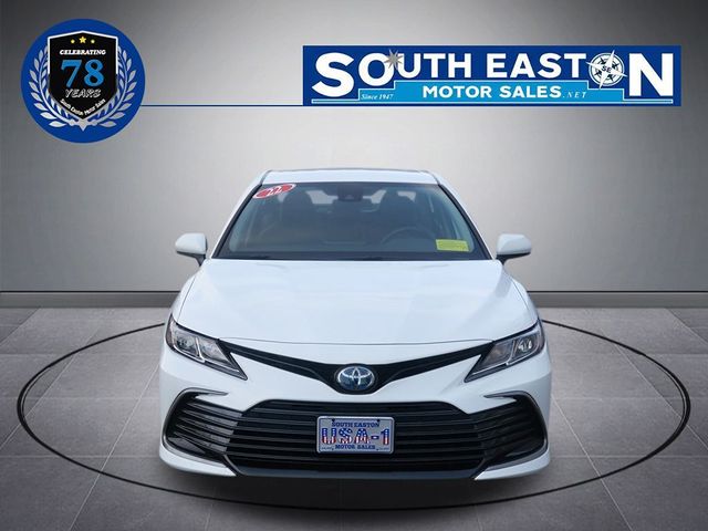 2022 Toyota Camry Hybrid LE