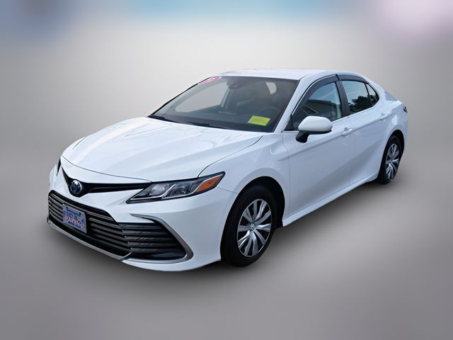2022 Toyota Camry Hybrid LE