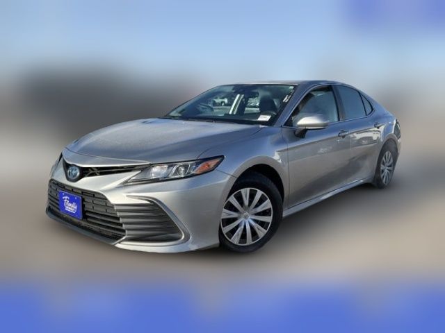 2022 Toyota Camry Hybrid LE