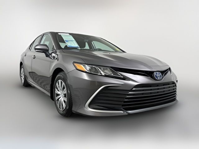 2022 Toyota Camry Hybrid LE