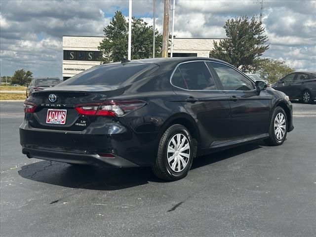 2022 Toyota Camry Hybrid LE