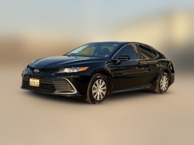 2022 Toyota Camry Hybrid LE