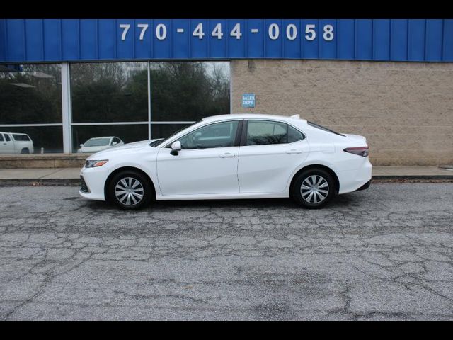 2022 Toyota Camry Hybrid LE