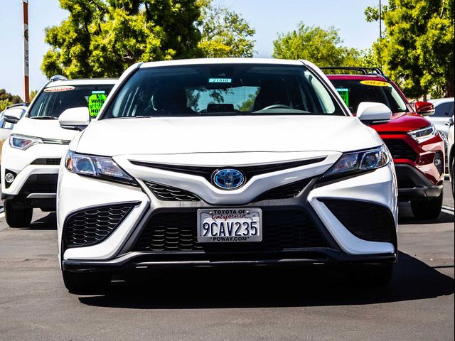 2022 Toyota Camry Hybrid SE