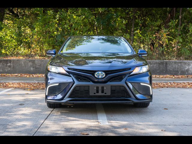 2022 Toyota Camry Hybrid SE