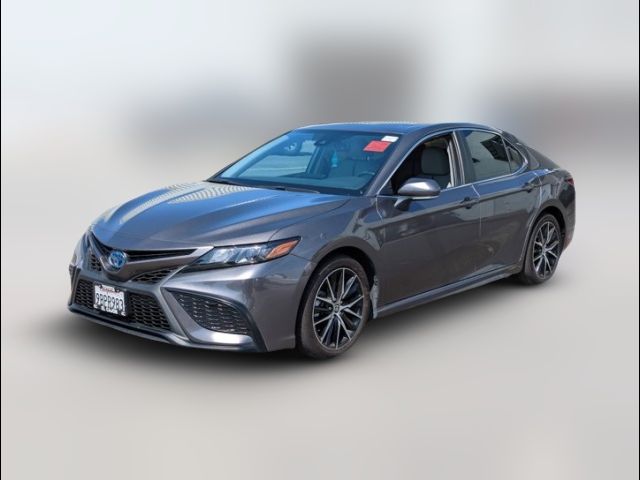 2022 Toyota Camry Hybrid SE