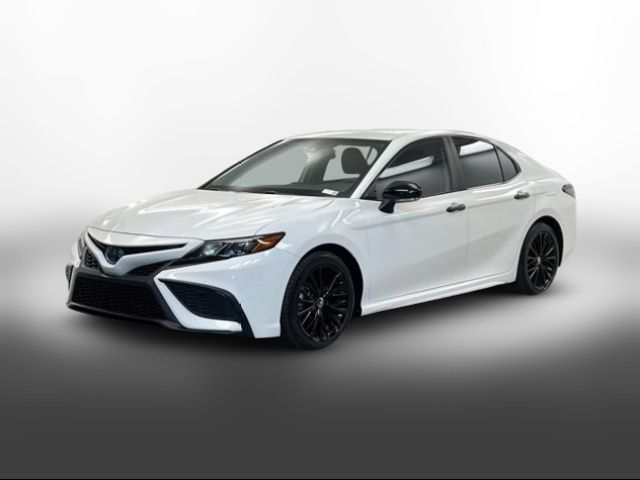 2022 Toyota Camry Hybrid SE
