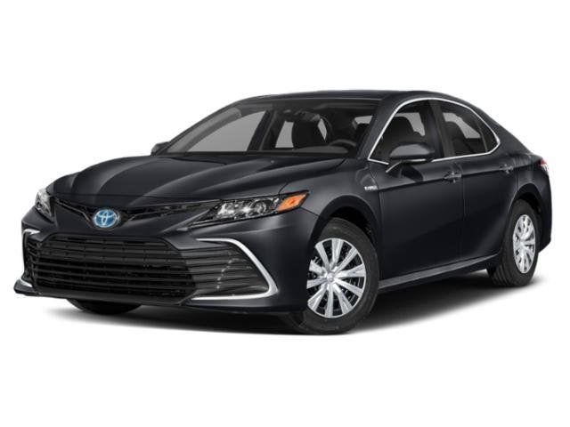 2022 Toyota Camry Hybrid XLE