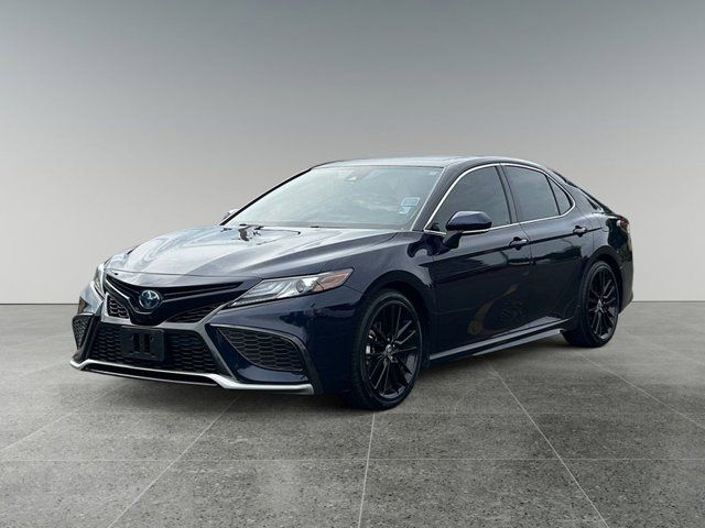 2022 Toyota Camry Hybrid XSE