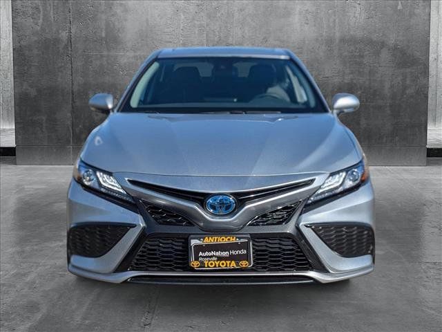 2022 Toyota Camry Hybrid XSE