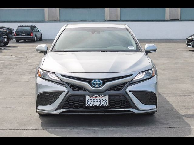 2022 Toyota Camry Hybrid XSE