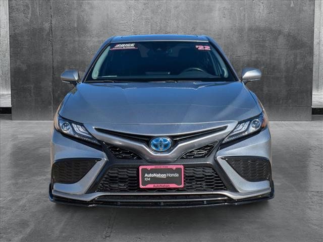 2022 Toyota Camry Hybrid XSE