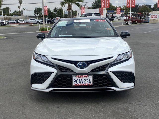 2022 Toyota Camry Hybrid XSE