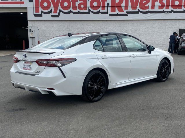 2022 Toyota Camry Hybrid XSE