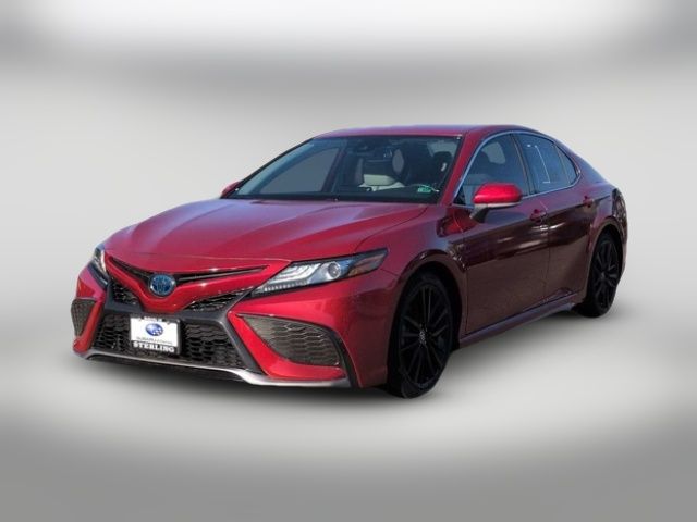 2022 Toyota Camry Hybrid XSE